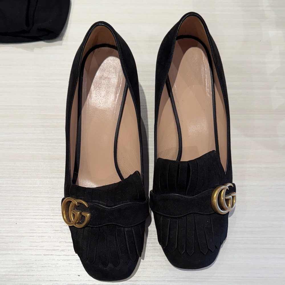 Gucci Black Flats with Gold Accent